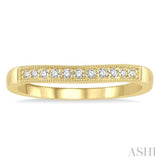 1/10 Ctw Curved Center Milgrain Border Round Cut Diamond Wedding Band in 14K Yellow Gold