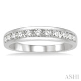 1/2 Ctw Channel Set 11 Stone Round Cut Diamond Wedding Band in Platinum