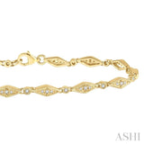 1/3 ctw Round Cut Diamond Shape Fashion Bracelet in 10K Yellow Gold