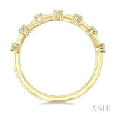 1/5 Ctw Round Cut Diamond Fashion Band in 10K Yellow Gold