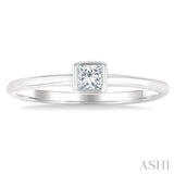1/6 Ctw Petite Bezel Set Round Cut Diamond Fashion Ring in 10K White Gold